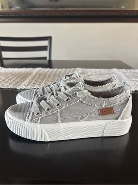 Blowfish Malibu Gray Distressed Canvas Sneakers - Brand New!